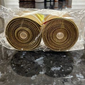 GOLD Ribbon